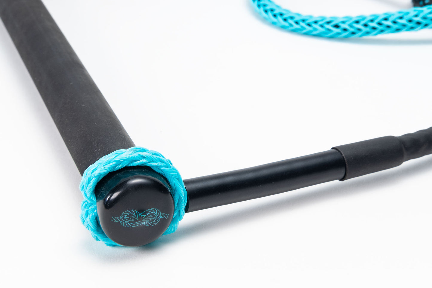 2027 Straightline Super Swerve Tournament Handle — grip and flotation detail