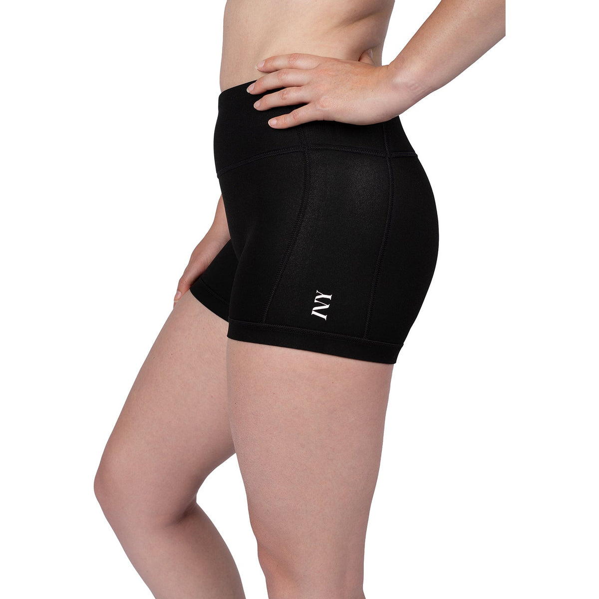 2027 Ivy Ladies Neo Short 5in