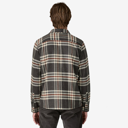 Patagonia Men's Fjord Flannel Shirt |Ink Black | Back view