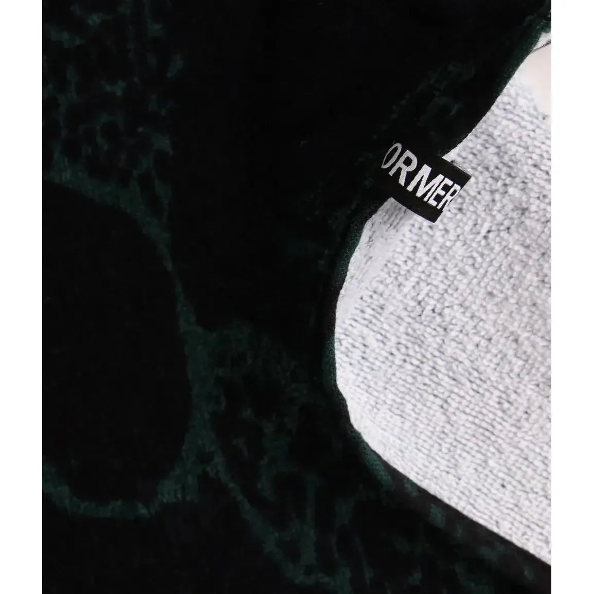 Former Statement Towel - Black