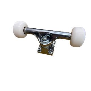 Custom Built Globe Skate Set Up 8.375