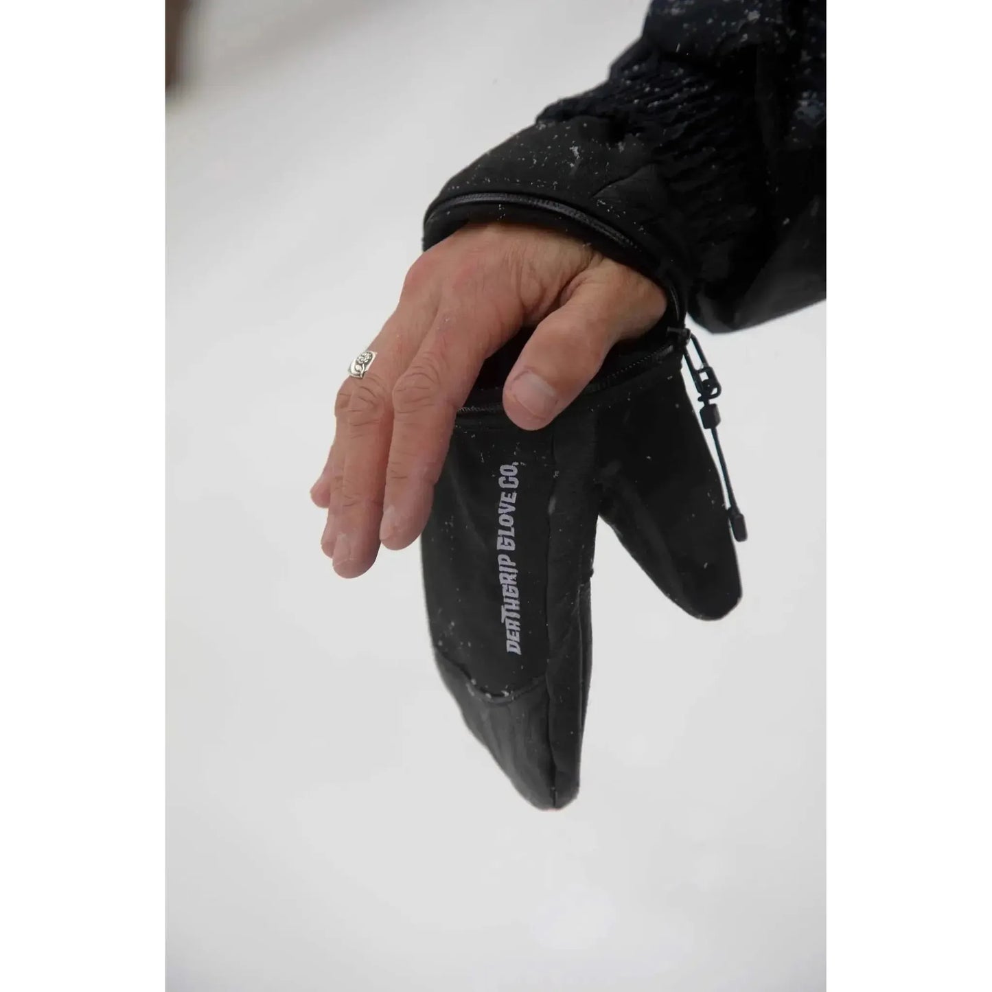 2026 Deathgrip Werewolf Mitt - Black