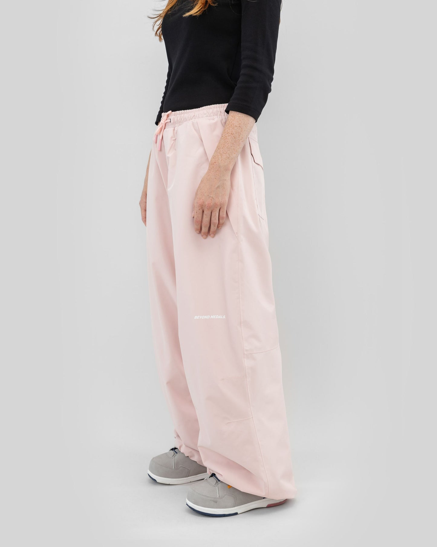 Beyond Medals Park Pants Pink angle
