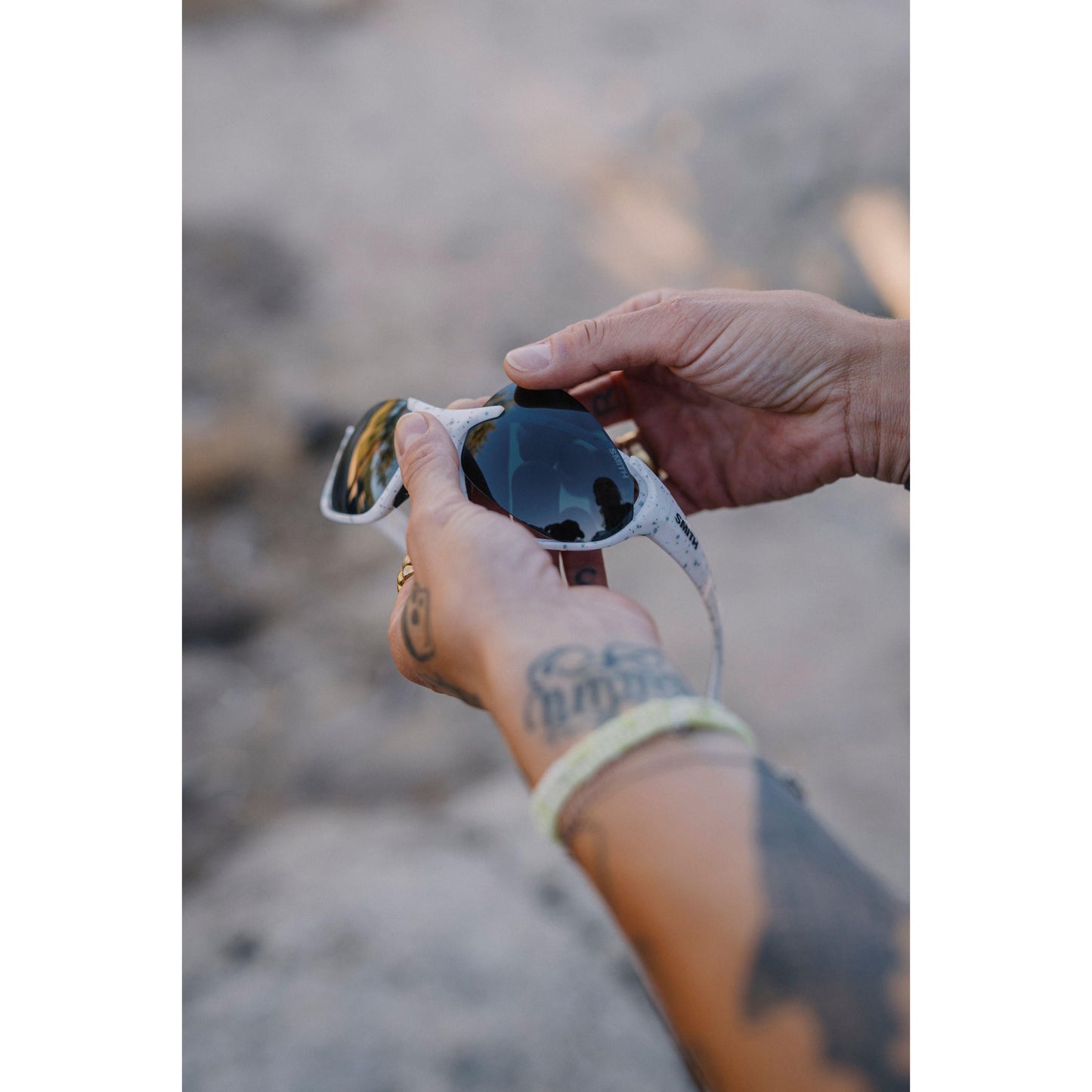 Smith Sliders Sunglasses Snow White - Lifestyle 2