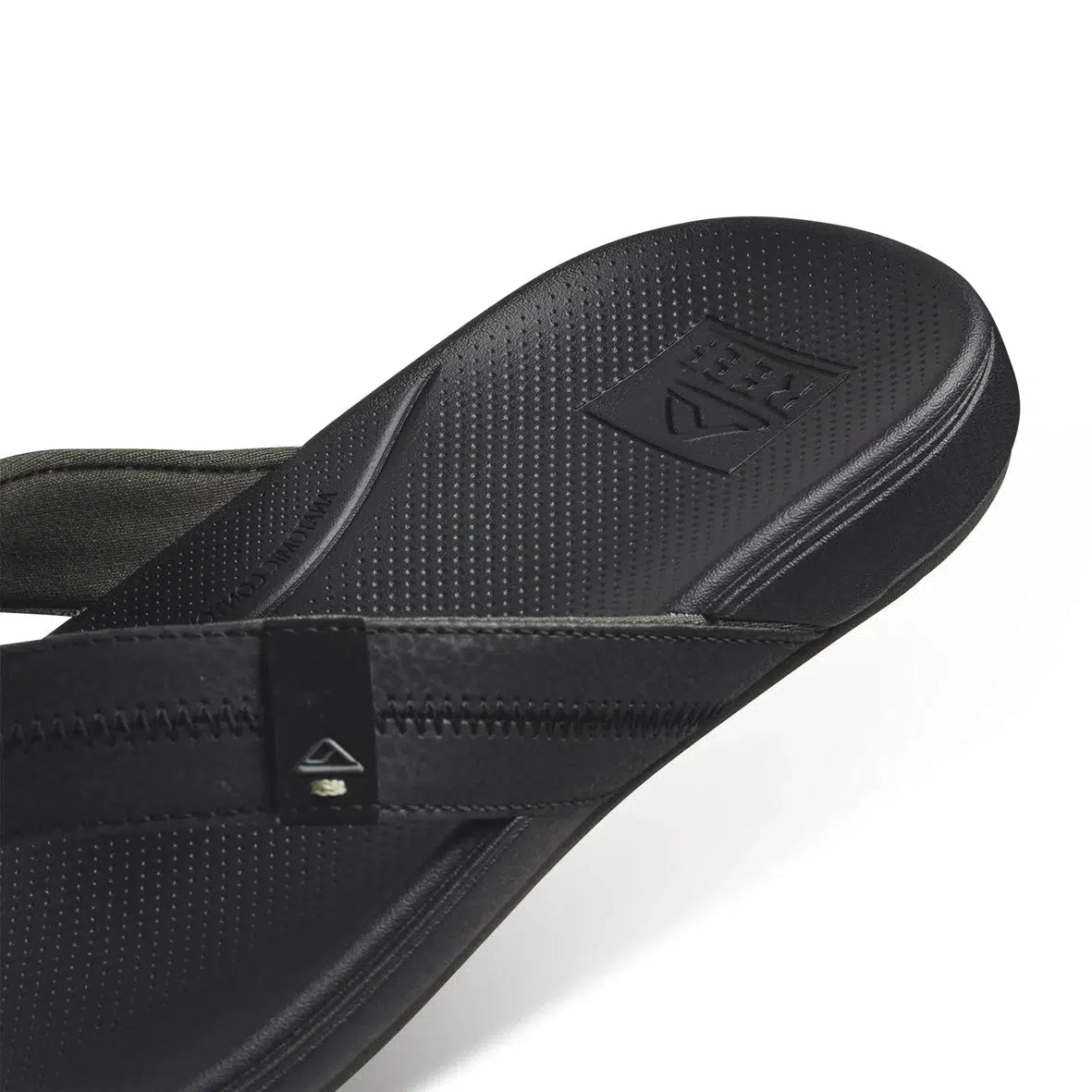 Reef Cushion Phantom 2.0 Thongs