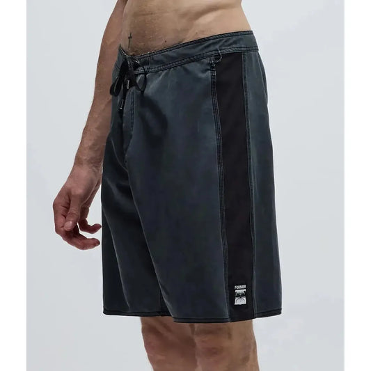 Former Team 19" Trunk Shorts - Black