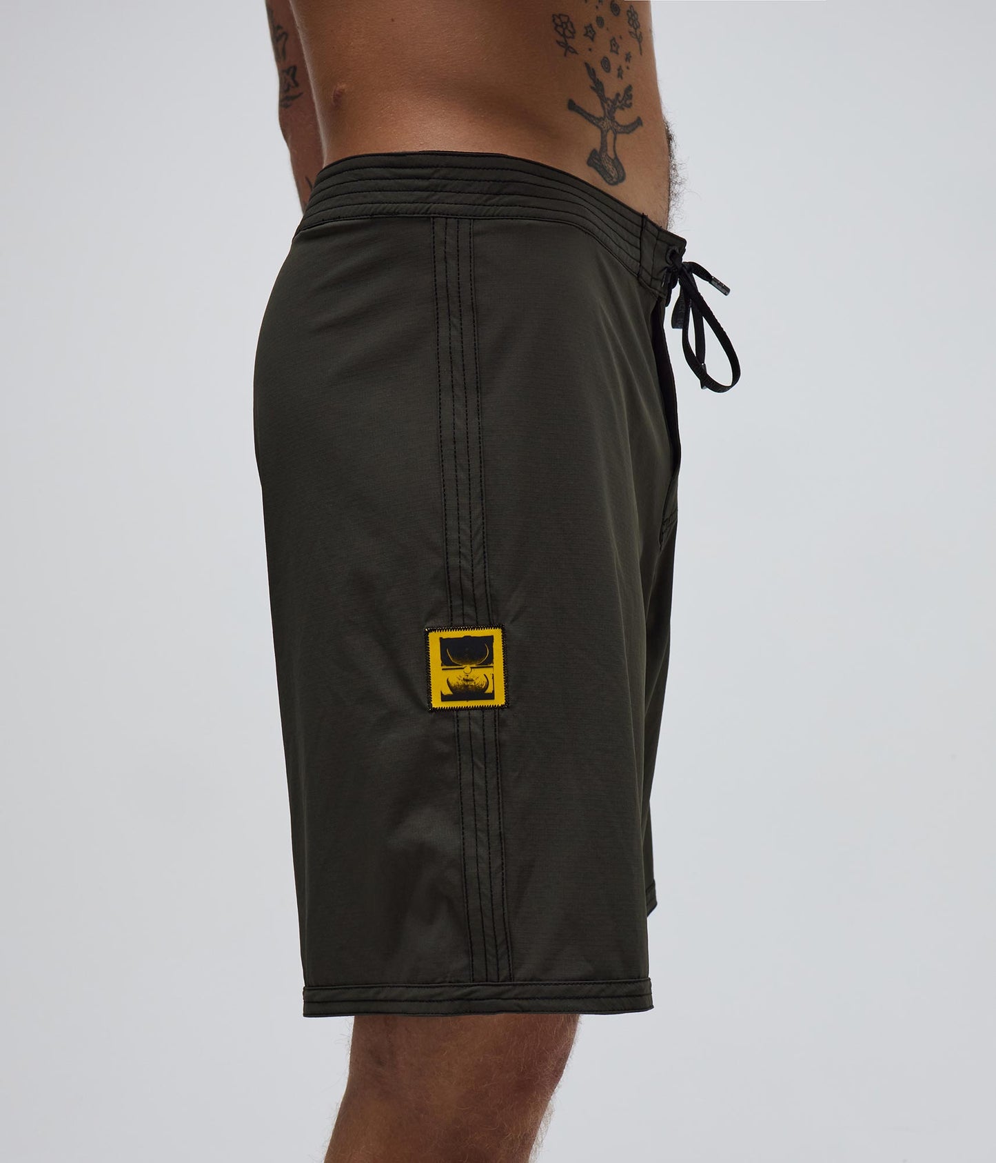 Former Reynolds 19" Trunk Surplus — worn on model