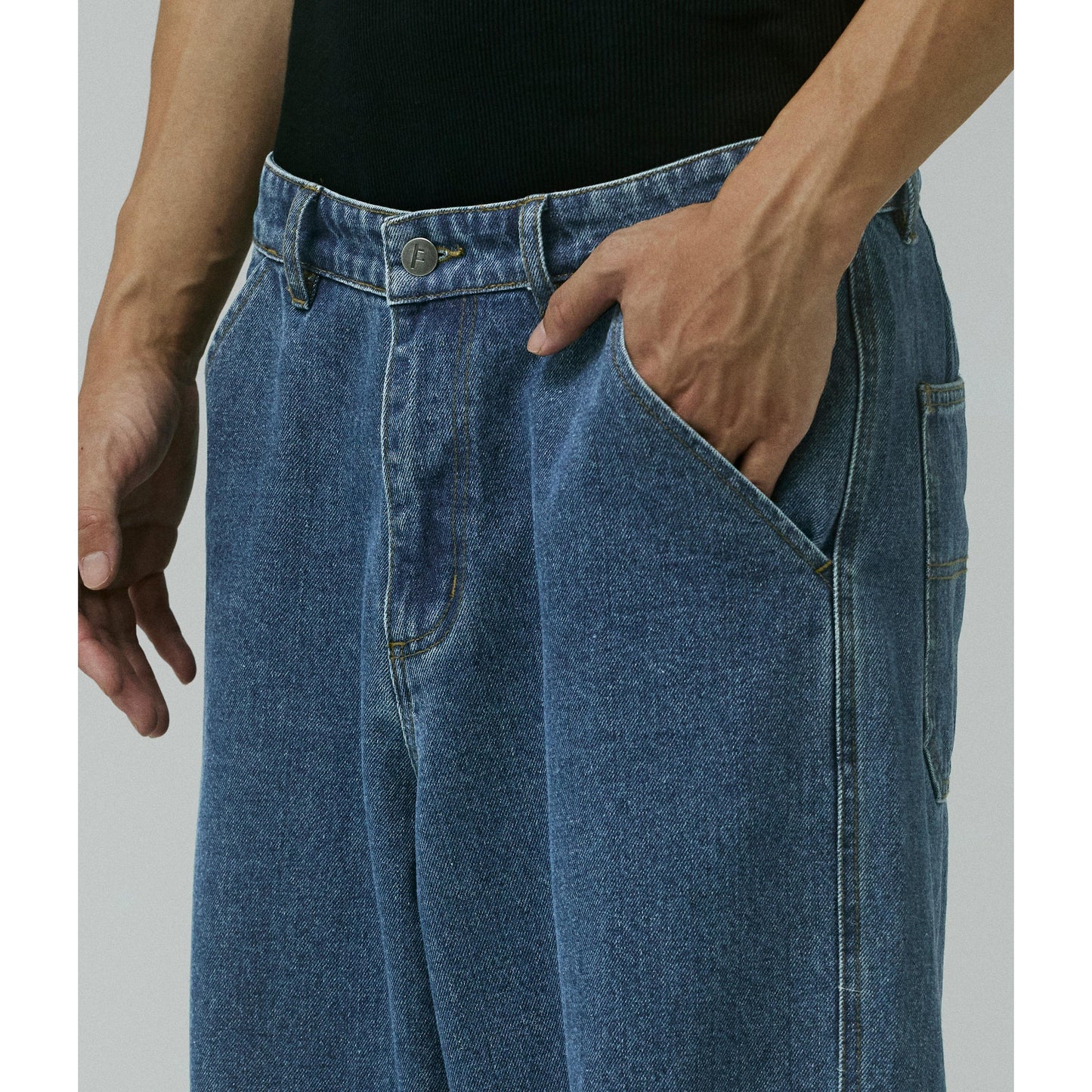 Former Reynolds Flatline Pant - Dark Blue