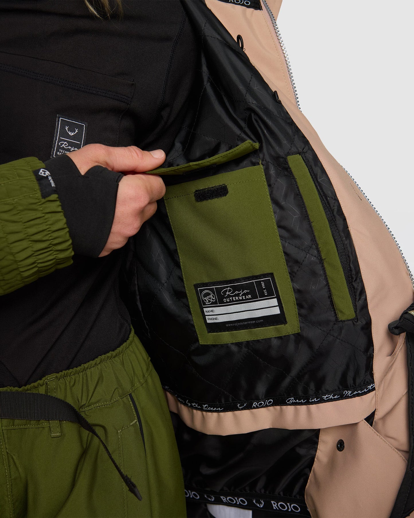ROJO Retro Star Jacket - Sphagnum - Lifestyle