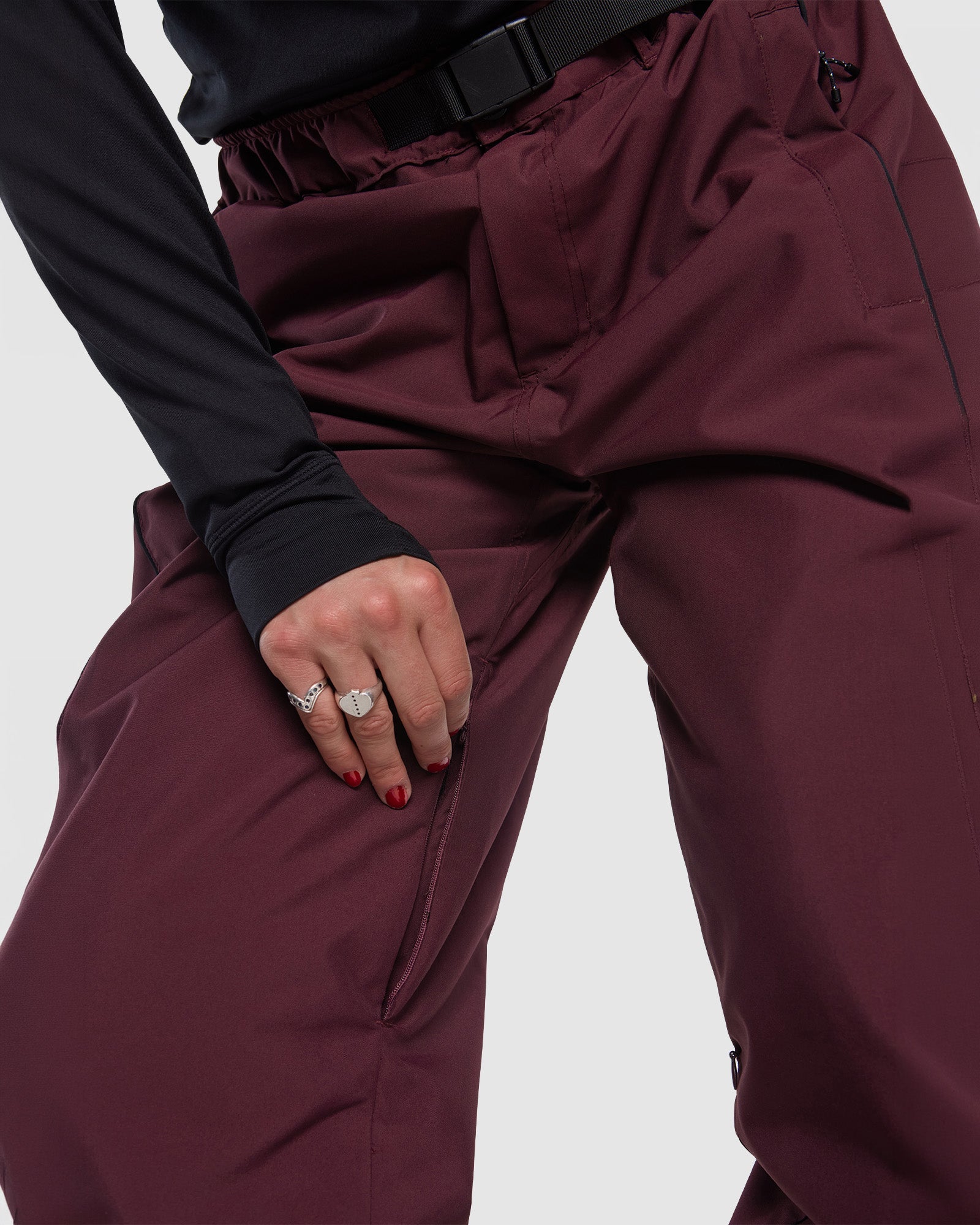 ROJO She Ripz Snow Pant 2.0 - Fig - Lifestyle 2