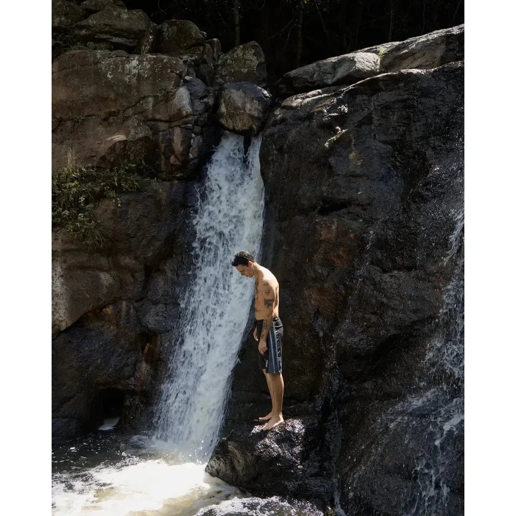 Afends  Forum Hemp Related 22" Boardshorts - Black