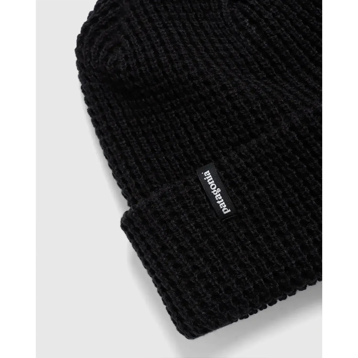 Patagonia SnowDrifter Beanie | up close logo