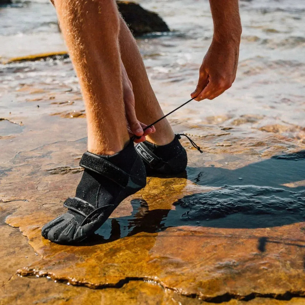 FCS II SP2 Reef Booties