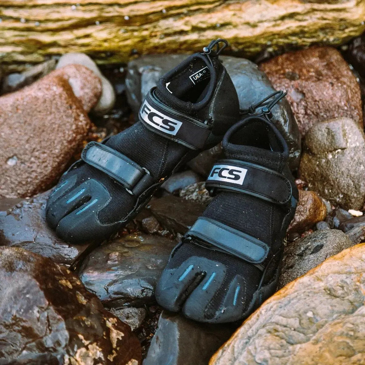 FCS II SP2 Reef Booties