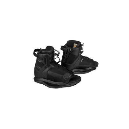 2024 Ronix District 150 Wakeboard w/ Divide Boots